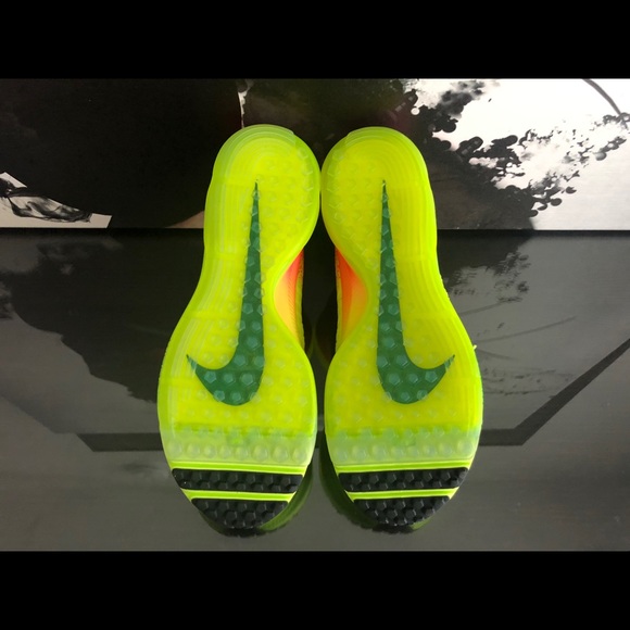 MENS NIKE ZOOM ALL OUT FLYKNIT OC TRAINING SHOES - Picture 6 of 8